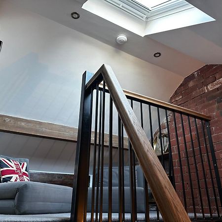 Unique Victorian Stable Conversion هاليفاكس المظهر الخارجي الصورة
