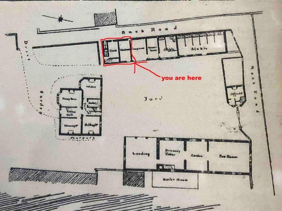 Unique Victorian Stable Conversion هاليفاكس المظهر الخارجي الصورة